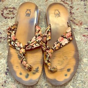 Super cute flip-flops